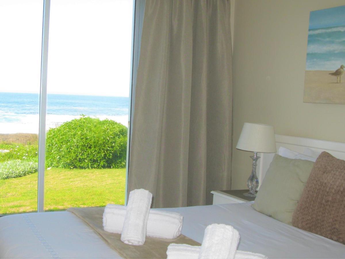 Вилла Beachfront House - Hermanus Whale View Экстерьер фото