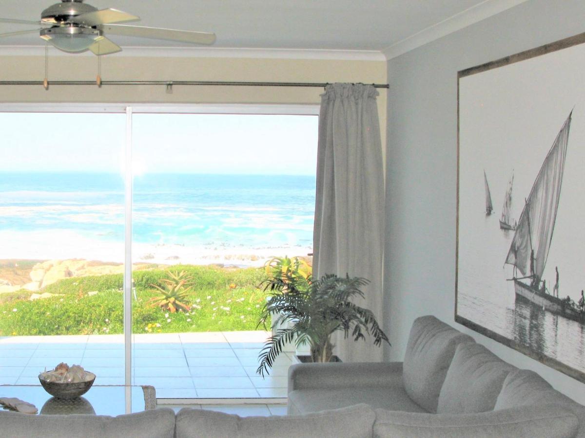 Вилла Beachfront House - Hermanus Whale View Экстерьер фото