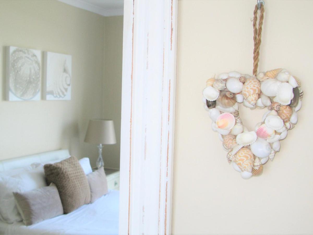 Вилла Beachfront House - Hermanus Whale View Экстерьер фото