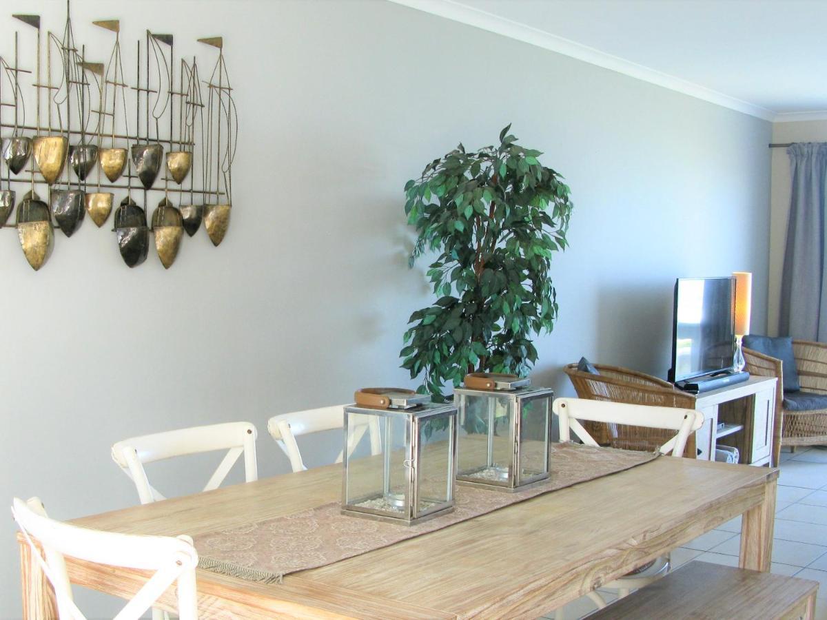 Вилла Beachfront House - Hermanus Whale View Экстерьер фото