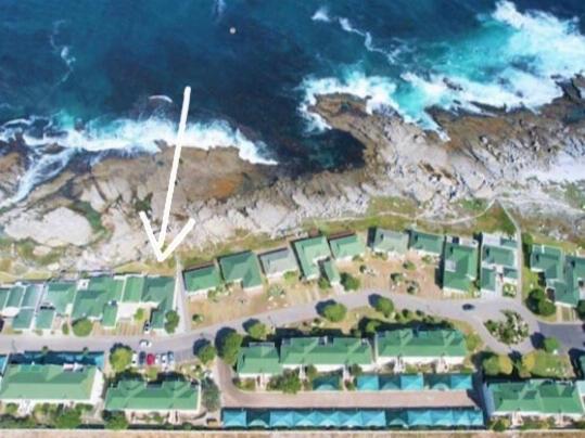 Вилла Beachfront House - Hermanus Whale View Экстерьер фото